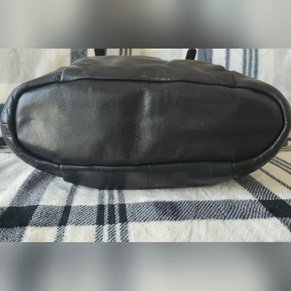 Coach Vintage  Juliette Black Leather  Bag - Picture 12 of 16